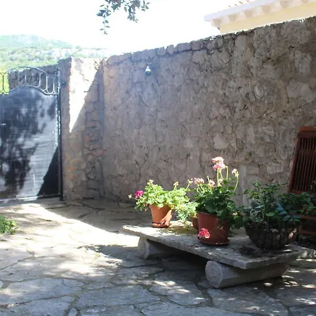 Vikendica Zaton Holiday House *